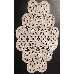Vintage Doily owl Crochet 12.5" x 7.5" ivory cream oval Grandma Cottage trivet